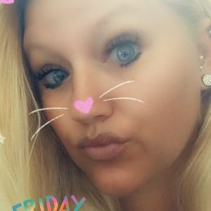 Meet your Posher, Sherrie